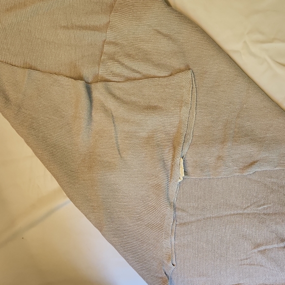 100% Organic Linen gray EILEEN FISHER Poncho - Picture 3 of 3